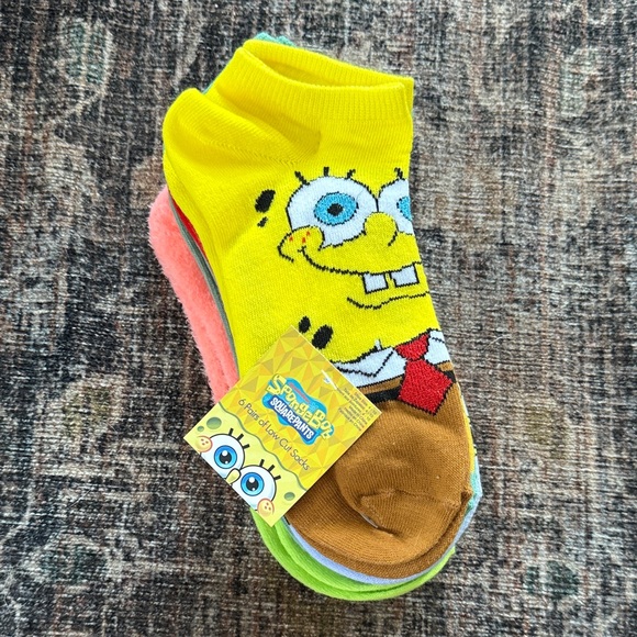 SpongeBob Squarepants Accessories - NWT SpongeBob SquarePants Vibrant Socks